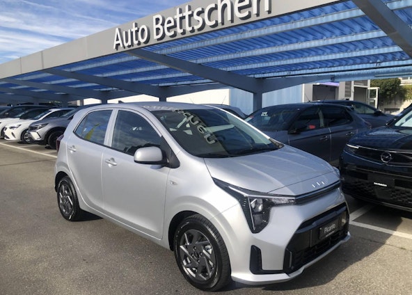 Vehicle image 13 Vehicle image 13