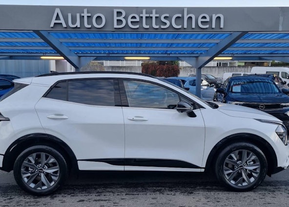 Vehicle image 3 Vehicle image 3