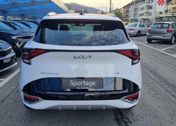 Vehicle image 4 Vehicle image 4