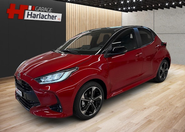 First vehicle image First vehicle image