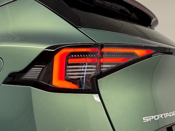 Vehicle image 26 Vehicle image 26