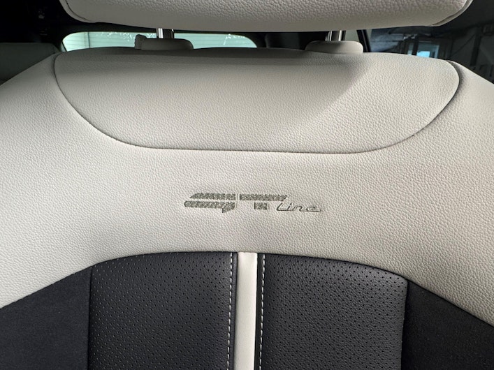 Vehicle image KIA SPORTAGE