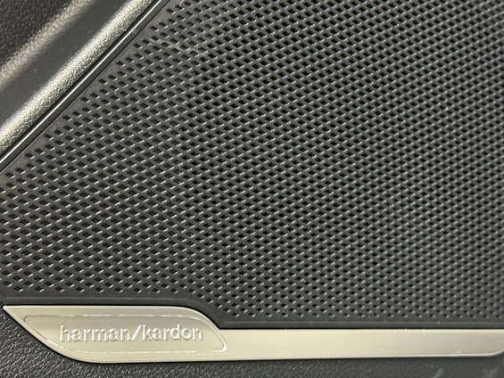 Vehicle image 21 Vehicle image 21