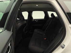 Vehicle image VOLVO XC60 2.0 B5 MH Plus Bright AWD