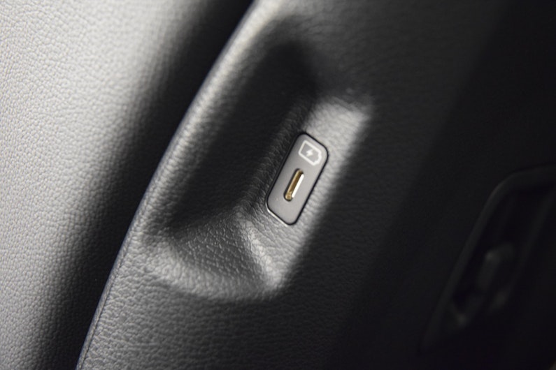 Vehicle image KIA SPORTAGE