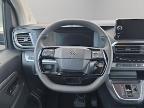 Vehicle image CITROEN Spacetourer M 2.0 BlueHDi 180 You S/S