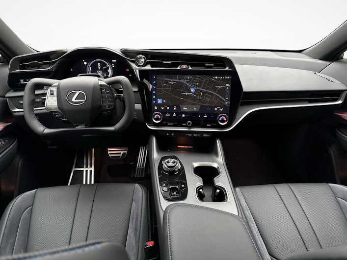 immagine del veicolo LEXUS RZ