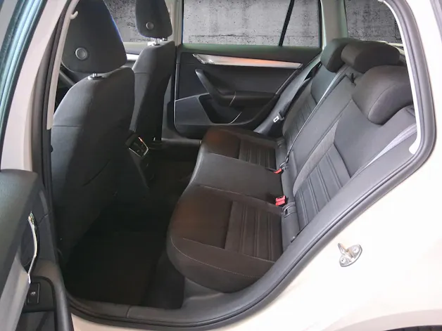Škoda Octavia Combi 2.0 TDI 184 Ambition 4x4 DSG