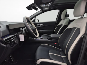 https://vehicle.imgix.net/3972132/55a82cf9-9857-4b55-aeb9-54e8a46430b7.jpg