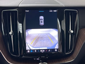 Vehicle image VOLVO XC60 2.0 B5 MH Plus Dark AWD