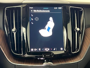 Vehicle image VOLVO XC60 2.0 B5 MH Plus Dark AWD