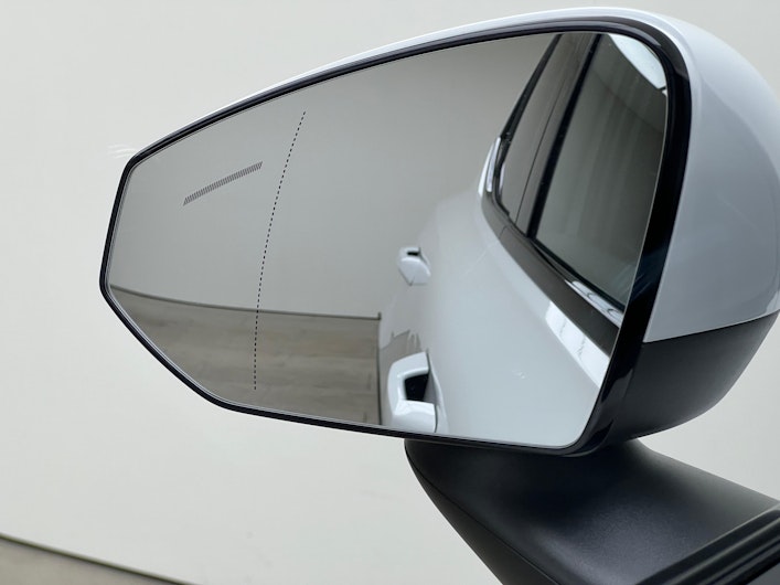 Vehicle image VOLVO EX 30