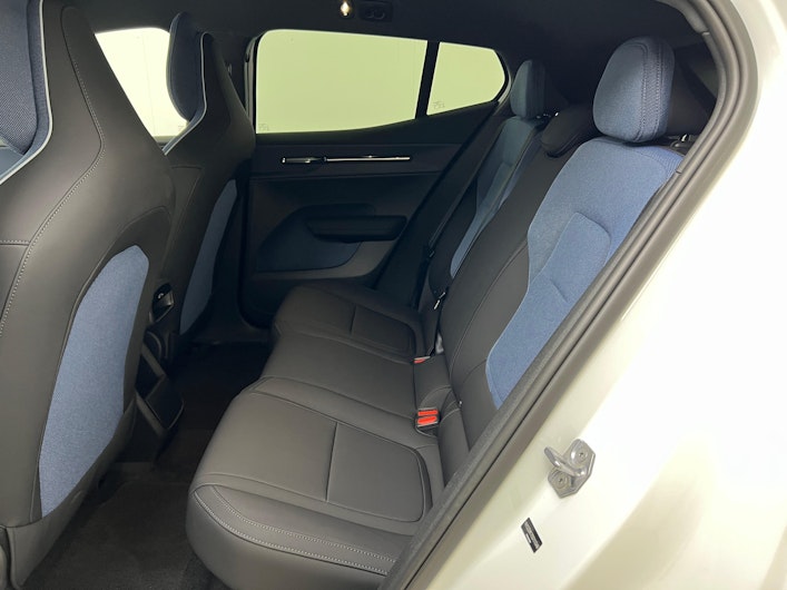 Vehicle image VOLVO EX 30