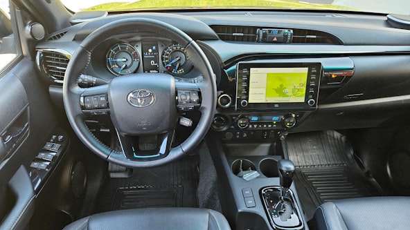 Vehicle image 7