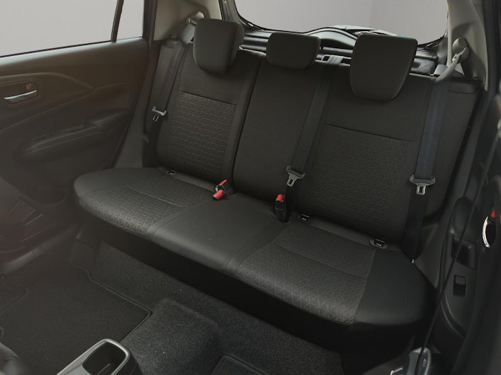 Vehicle image SUZUKI SWIFT