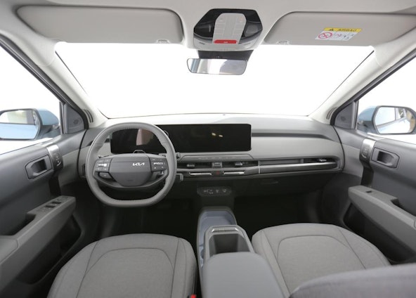 Vehicle image 4 Vehicle image 4