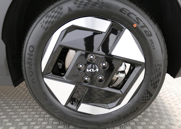 Vehicle image 5 Vehicle image 5