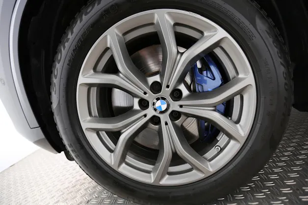 BMW X5 M60i xDrive