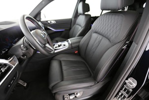 Vehicle image BMW X5 M60i xDrive