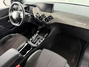 DS Automobiles 3 Crossback E-Tense Performance Line