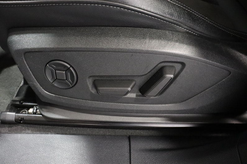 Vehicle image AUDI Q3