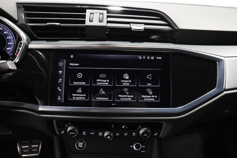 Vehicle image AUDI Q3