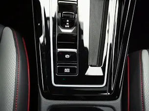 VW Golf 8.5 2.0 TSI DSG GTI Black Style (2025)