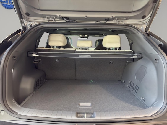 Vehicle image 9 Vehicle image 9