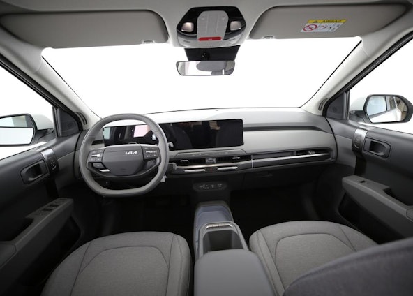 Vehicle image 4 Vehicle image 4