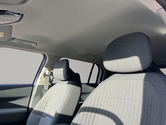 Vehicle image 10 Vehicle image 10