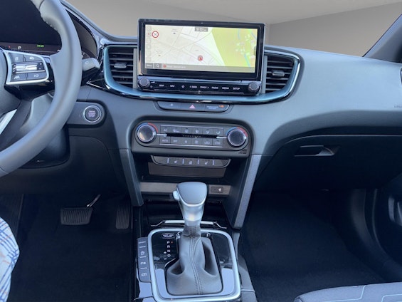 Vehicle image 5 Vehicle image 5