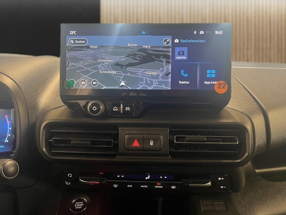 Vehicle image 26 Vehicle image 26