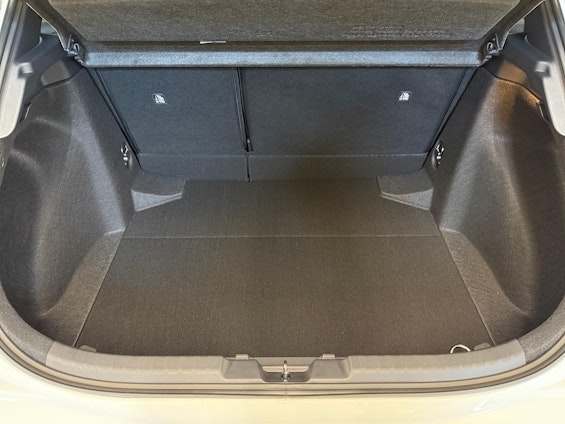 Fahrzeugbild 10 Fahrzeugbild 10