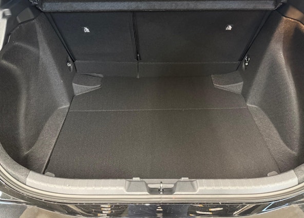 Vehicle image 10 Vehicle image 10