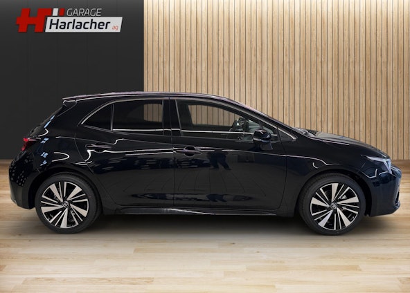 Vehicle image 3 Vehicle image 3