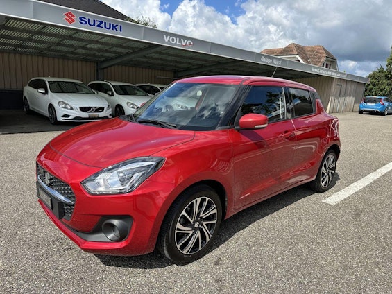 First vehicle image