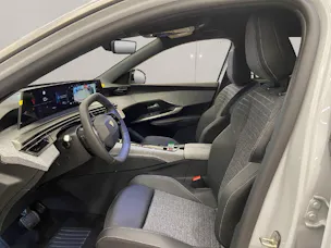 Peugeot 5008 1.2 Hybrid Allure Premium