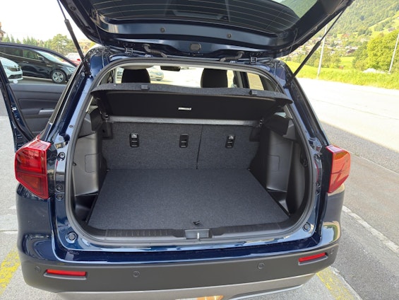 Vehicle image 14 Vehicle image 14