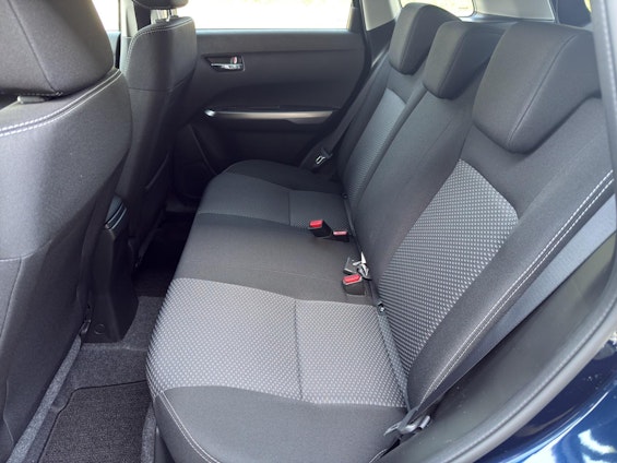 Vehicle image 10 Vehicle image 10