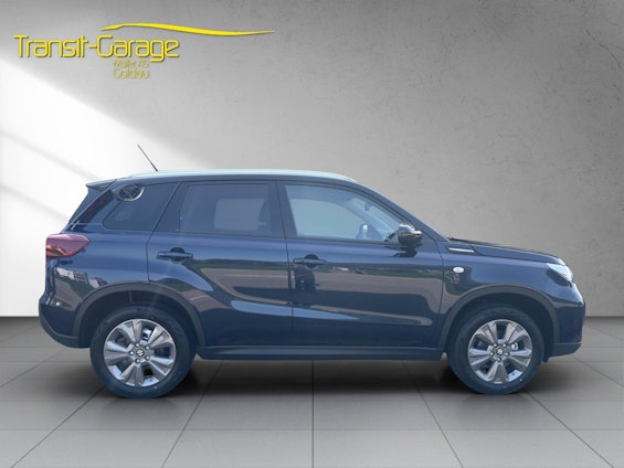 Vehicle image 4 Vehicle image 4