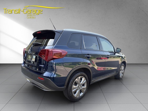 Vehicle image 3 Vehicle image 3