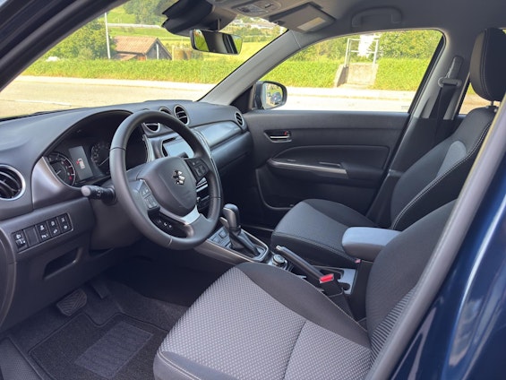 Vehicle image 6 Vehicle image 6