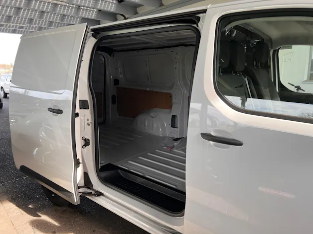 Toyota PROACE Van L2 2.0 D Advanced