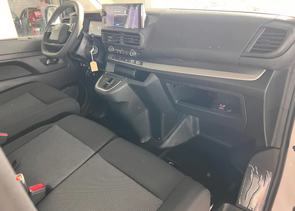 image du véhicule 12 image du véhicule 12