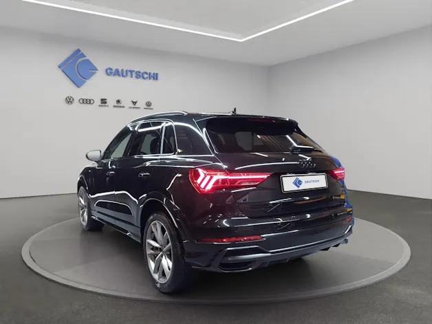 Audi Q3 35 TDI S line quattro S-tronic