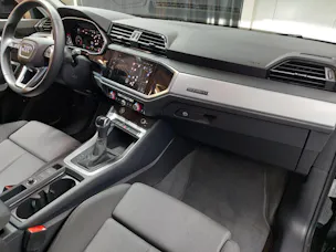 Audi Q3 35 TDI S line quattro S-tronic