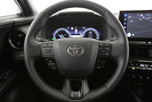 Vehicle image TOYOTA C-HR 2.0 PHEV Trend