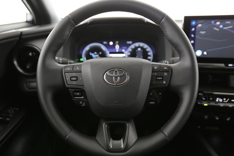 Vehicle image TOYOTA C-HR
