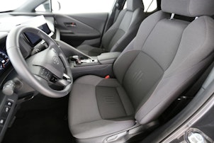 Vehicle image TOYOTA C-HR 2.0 PHEV Trend