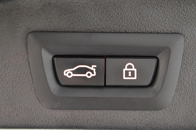 Vehicle image BMW X5